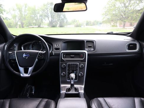Used 2015 Volvo V60 T5 Premier Plus AWD/4WD image 16