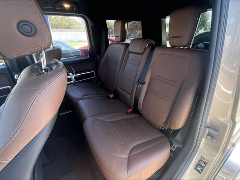 Used 2021 Mercedes-Benz G 550 image 19