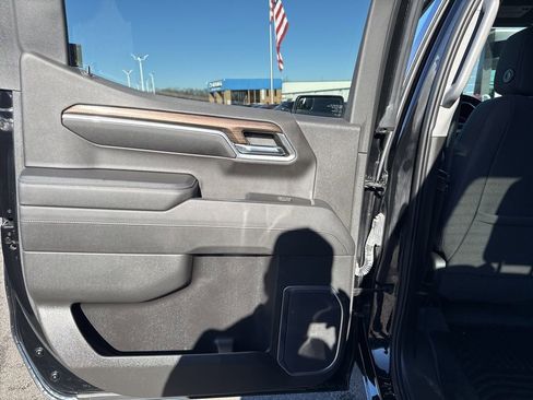 Used 2023 Chevrolet Silverado 1500 LT image 28