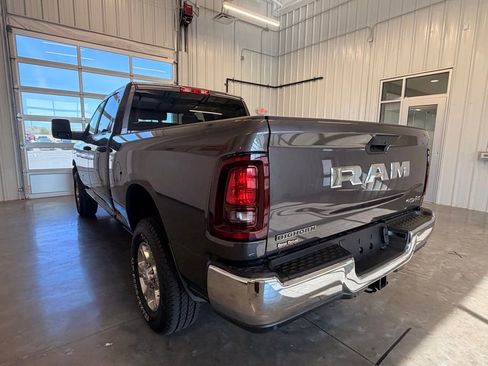 New 2026 RAM 2500 Big Horn AWD/4WD image 6