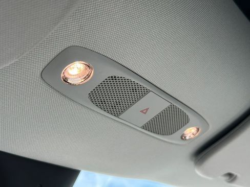 Used 2022 Tesla Model Y Performance image 26