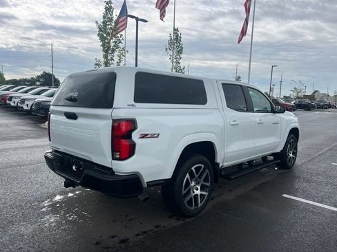 Used 2023 Chevrolet Colorado Z71 w/ Z71 Convenience Package 2 AWD/4WD image 5