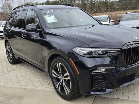 Certified 2022 BMW X7 xDrive40i w/ M Sport Package image 4