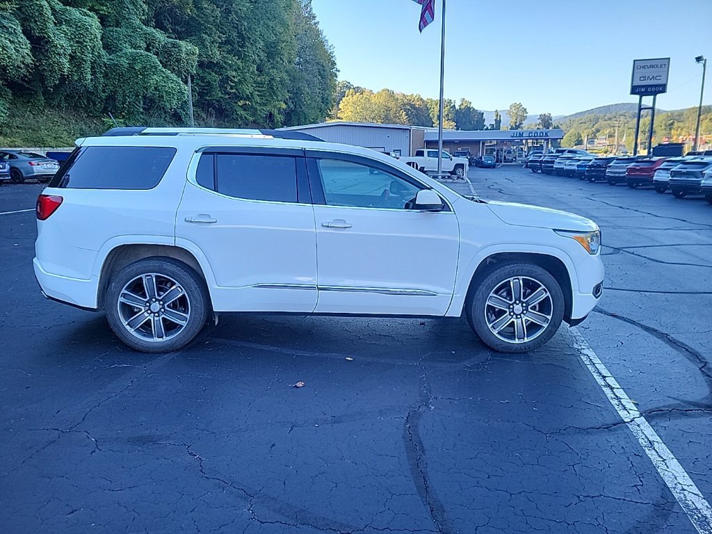 Used 2019 GMC Acadia Denali w/ Technology Package AWD/4WD image 6