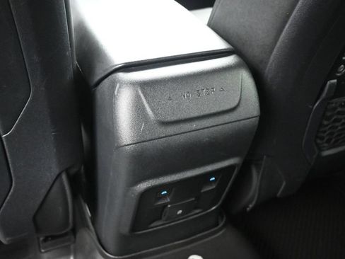 Used 2023 Ford Bronco Black Diamond AWD/4WD image 17