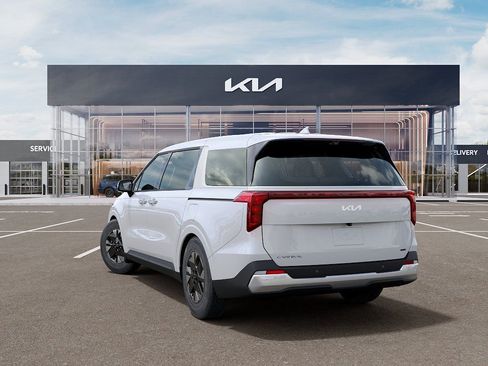 New 2026 Kia Carnival LXS FWD image 4