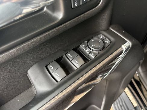 Used 2021 Chevrolet Silverado 2500 LTZ AWD/4WD image 22