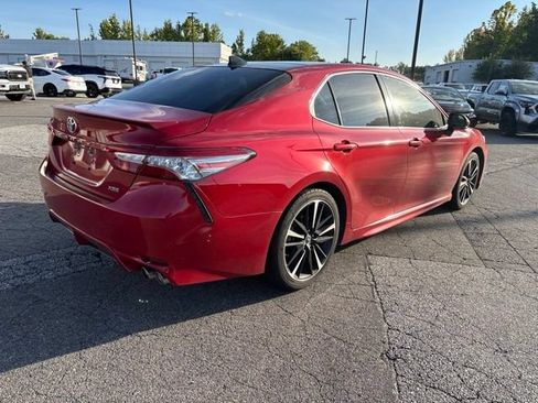 Used 2019 Toyota Camry XSE FWD image 4