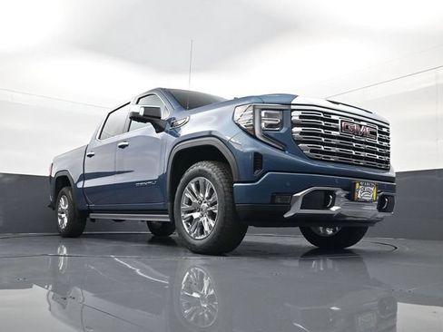 Used 2025 GMC Sierra 1500 Denali AWD/4WD image 23