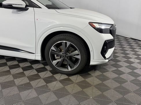 Used 2024 Audi Q4 e-tron Premium Plus w/ Premium Plus AWD/4WD image 11