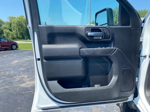 Used 2020 Chevrolet Silverado 2500 Custom w/ Custom Value Package AWD/4WD image 14