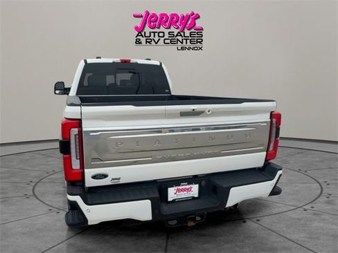 Used 2024 Ford F350 XLT w/ FX4 Off-Road Package image 4
