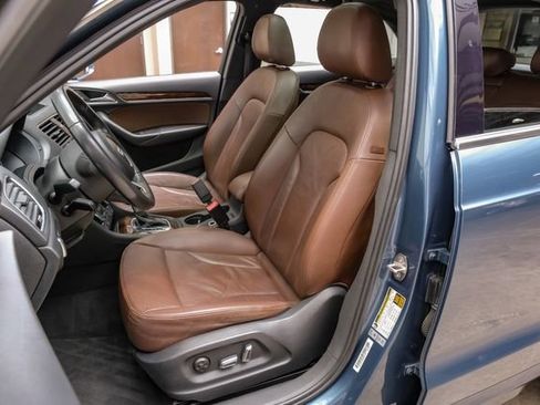 Used 2017 Audi Q3 2.0T Premium Plus w/ Premium Plus Package image 4