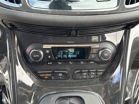 Used 2015 Ford Escape Titanium w/ Equipment Group 301A image 9