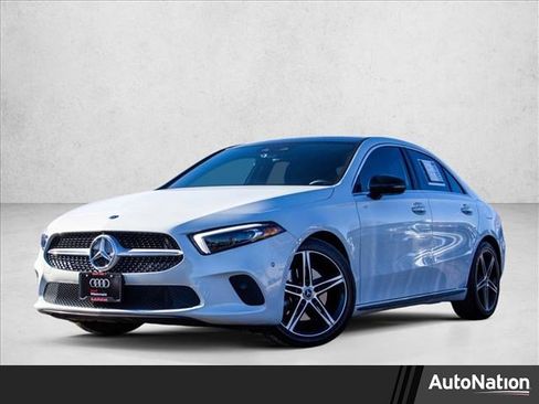 Used 2020 Mercedes-Benz A 220 4MATIC image 1