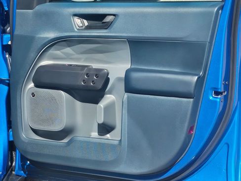 New 2026 Ford Maverick Lariat w/ Black Appearance Package image 36