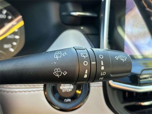 Certified 2022 Jeep Compass Limited w/ Sun and Sound Group image 35