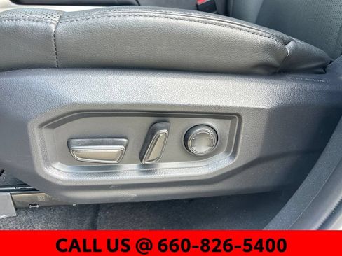 Used 2025 Toyota Tundra SR5 w/ SR5 Premium Package AWD/4WD image 12