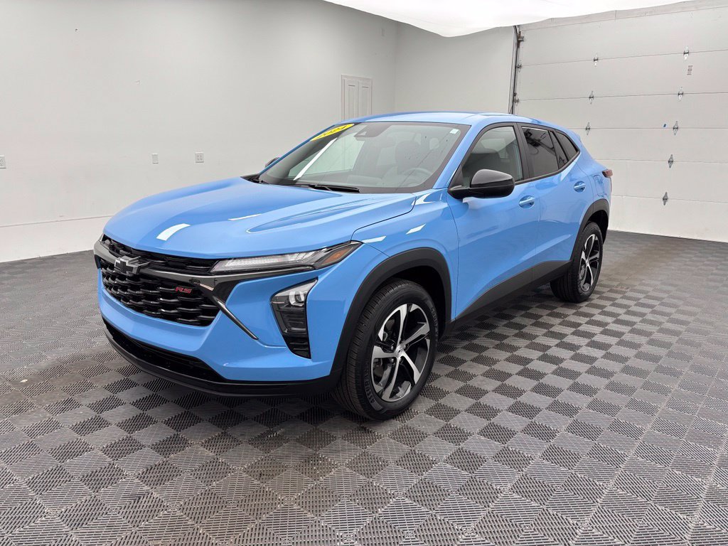 Used 2024 Chevrolet Trax RS w/ Driver Confidence Package FWD image 13