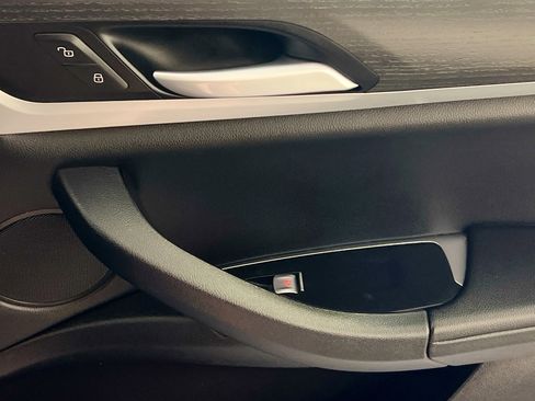 Used 2024 BMW X3 xDrive30i w/ Convenience Package image 32