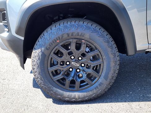 New 2026 Chevrolet Colorado Trail Boss AWD/4WD image 6