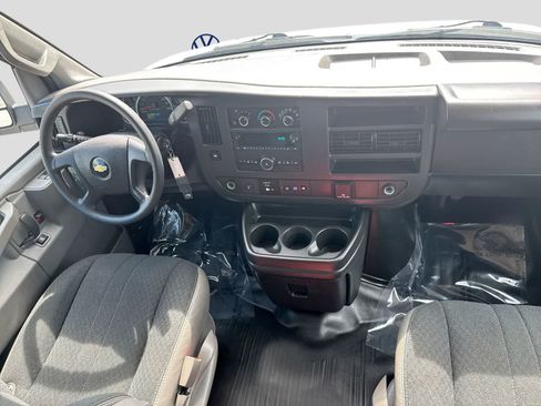 Used 2025 Chevrolet Express 2500 w/ Driver Convenience Package RWD image 14