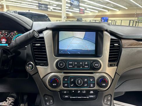 Used 2020 GMC Yukon XL Denali image 31