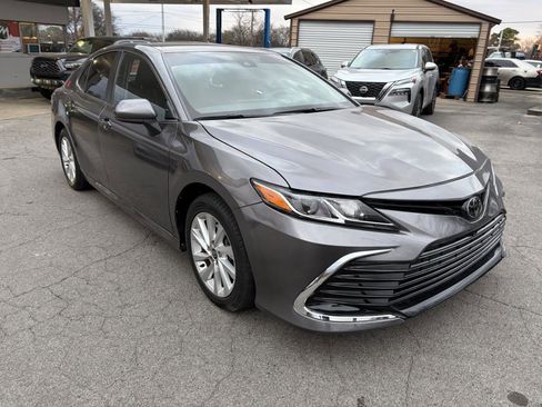 Used 2024 Toyota Camry LE FWD image 3