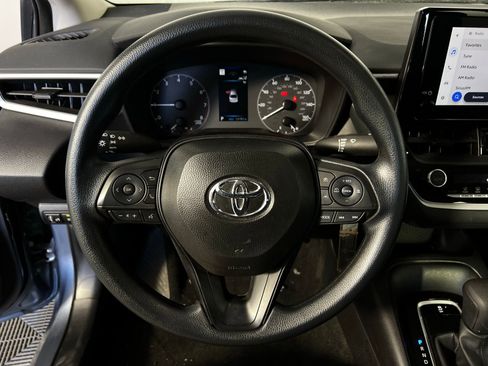 Certified 2025 Toyota Corolla LE image 9