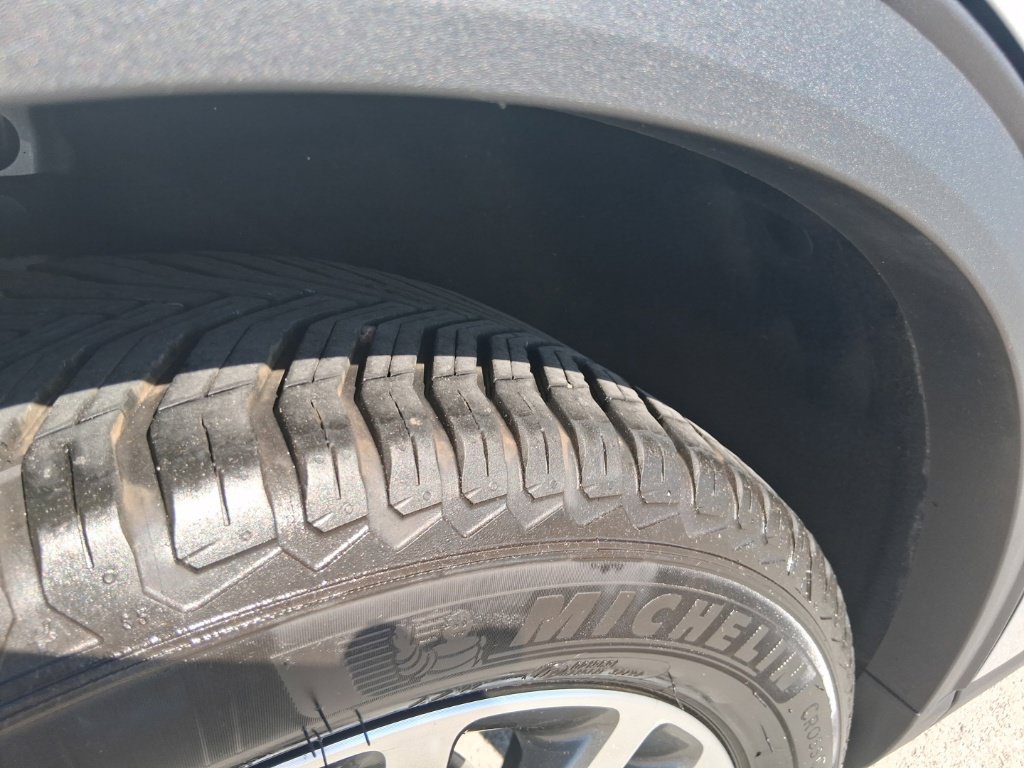 Used 2020 Ford Escape Titanium FWD image 20