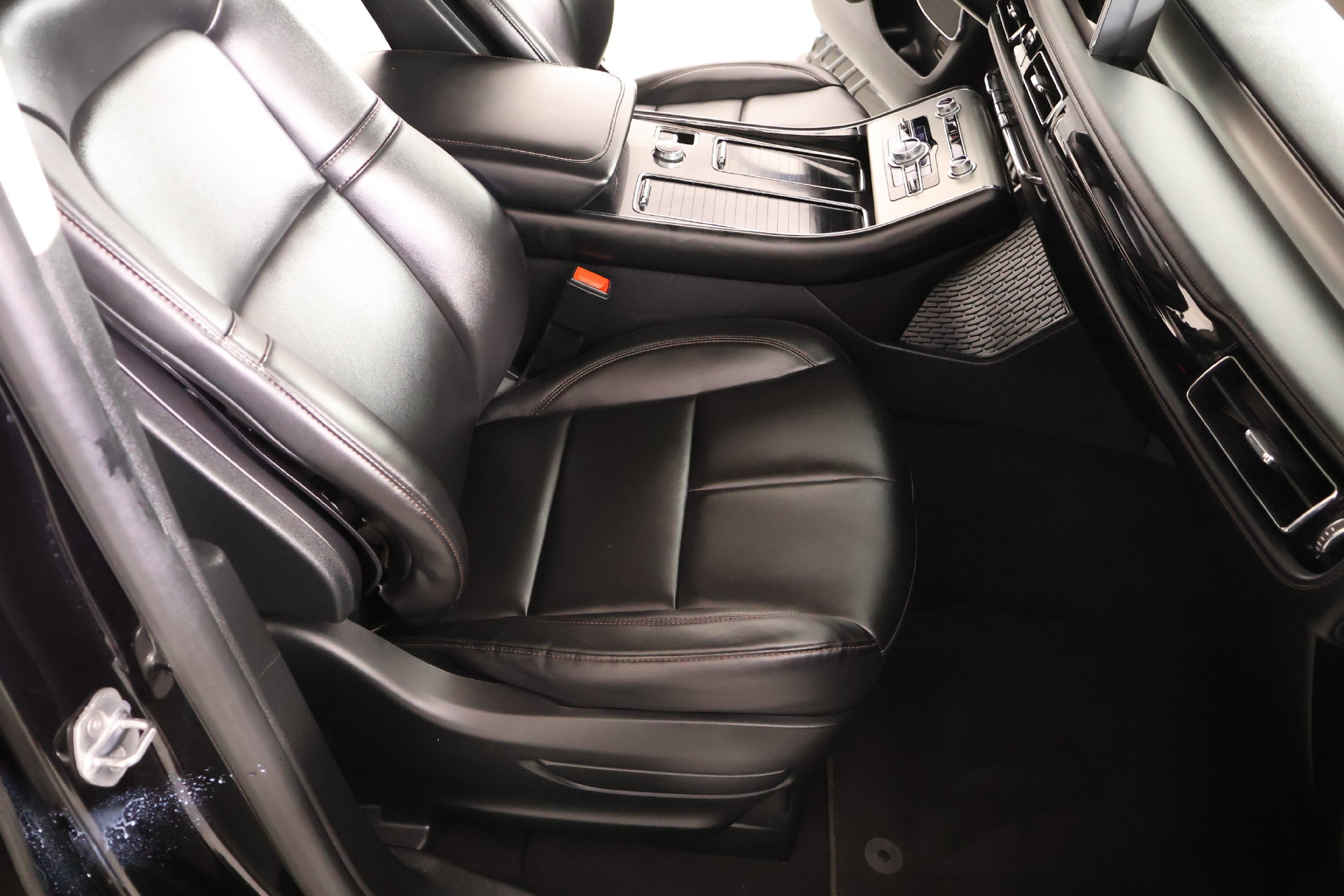 Used 2023 Lincoln Aviator 2WD image 14