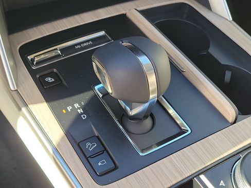 New 2026 MAZDA CX-90 Plug-In Hybrid w/ Premium Plus AWD/4WD image 32