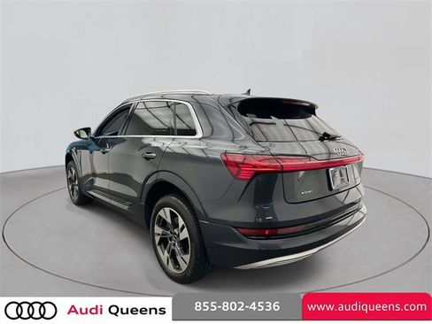Used 2021 Audi e-tron Premium image 2