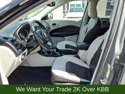 Used 2020 Jeep Compass Limited AWD/4WD image 13