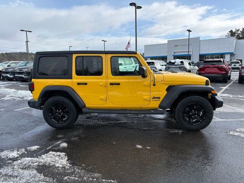 Used 2021 Jeep Wrangler Unlimited Sport image 3