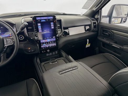 New 2026 RAM 2500 Limited image 25