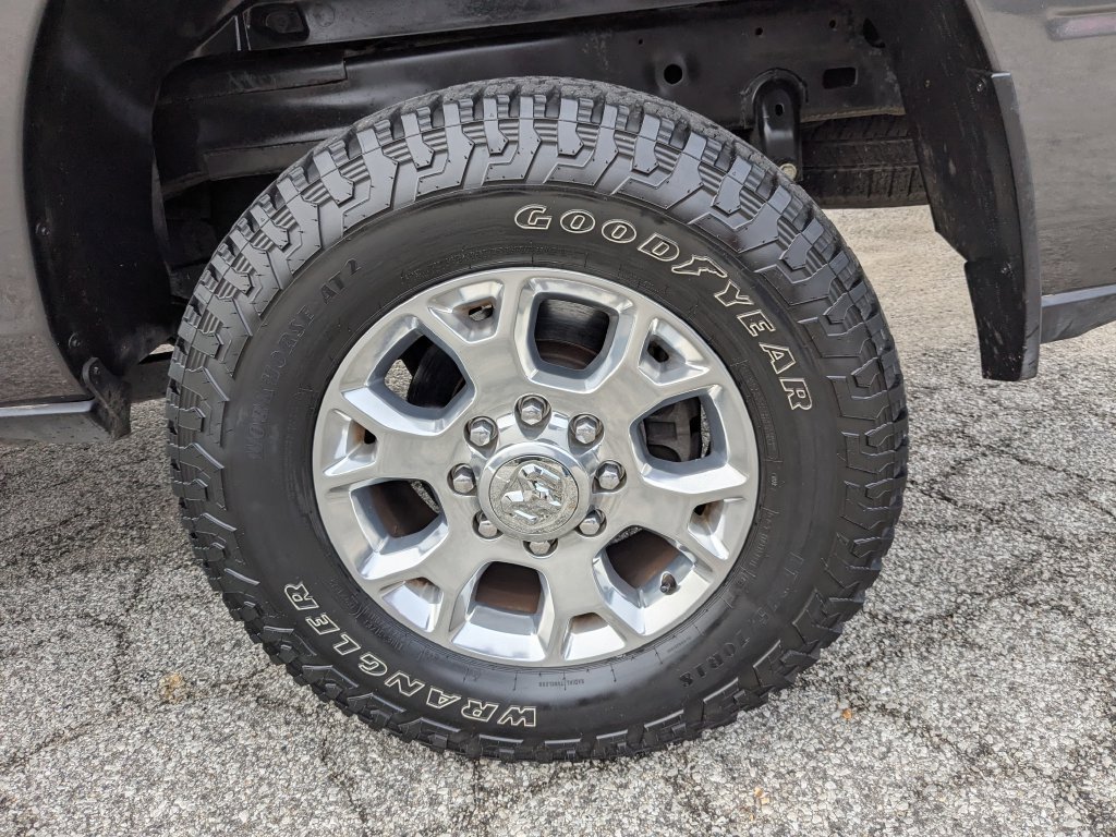 Used 2024 RAM 2500 Laramie AWD/4WD image 19