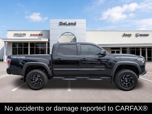 Used 2021 Toyota Tacoma TRD Off-Road w/ Technology Package AWD/4WD image 2