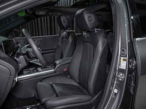 Certified 2026 Mercedes-Benz GLA 250 image 11