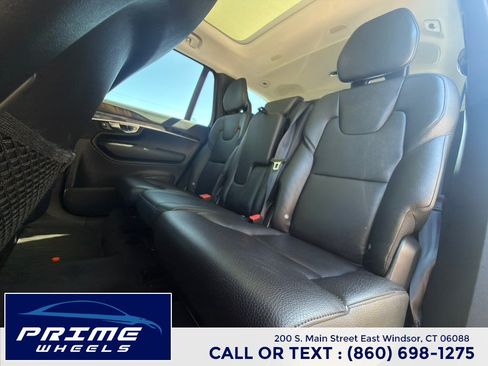 Used 2016 Volvo XC90 T6 Momentum w/ Momentum Plus Package AWD/4WD image 10