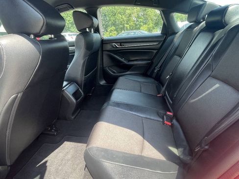 Used 2018 Honda Accord Sport image 18