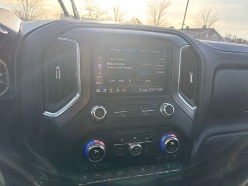 Used 2020 GMC Sierra 1500 AT4 w/ AT4 Premium Package image 11