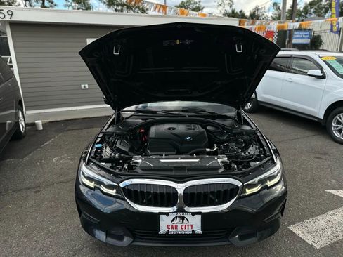 Used 2021 BMW 330i xDrive Sedan w/ Convenience Package image 35