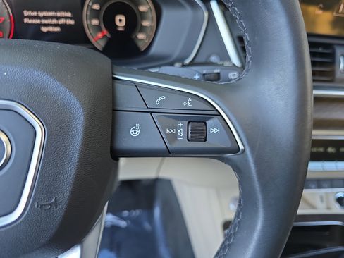 Used 2024 Audi Q5 2.0T Prestige image 18