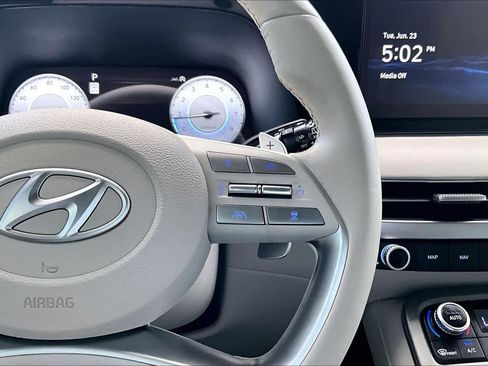 Used 2024 Hyundai Palisade Limited FWD image 23