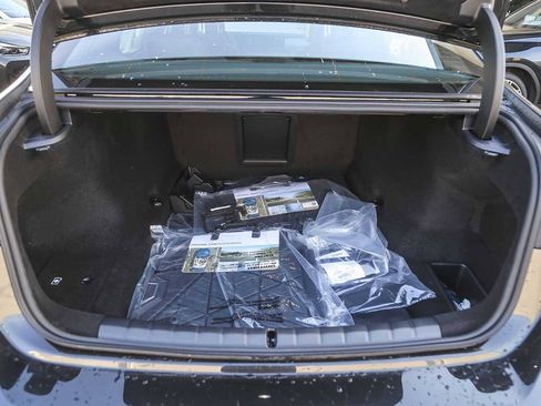 New 2026 BMW 740i w/ Premium Package image 22