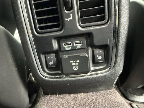 Used 2016 Dodge Durango Limited AWD/4WD image 13