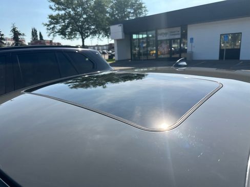 Used 2018 Dodge Charger GT AWD/4WD image 7