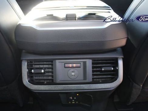 New 2025 Ford F150 Platinum w/ FX4 Off-Road Package image 13