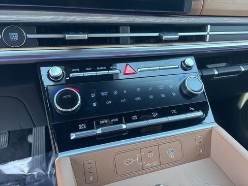 New 2026 Hyundai Santa Fe Calligraphy AWD/4WD image 32